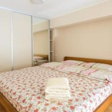 Ferienwohnung Loft Smart House Kiew Exterior foto