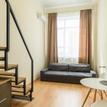 Ferienwohnung Loft Smart House Kiew Exterior foto