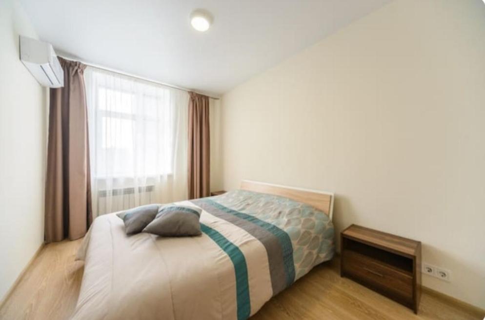 Ferienwohnung Loft Smart House Kiew Exterior foto
